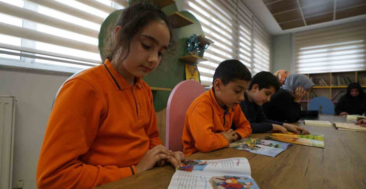 Kahramanmaraş'ta Anneler ve Çocuklar Kitap Okuma Etkinliğinde Bir Araya Geldi