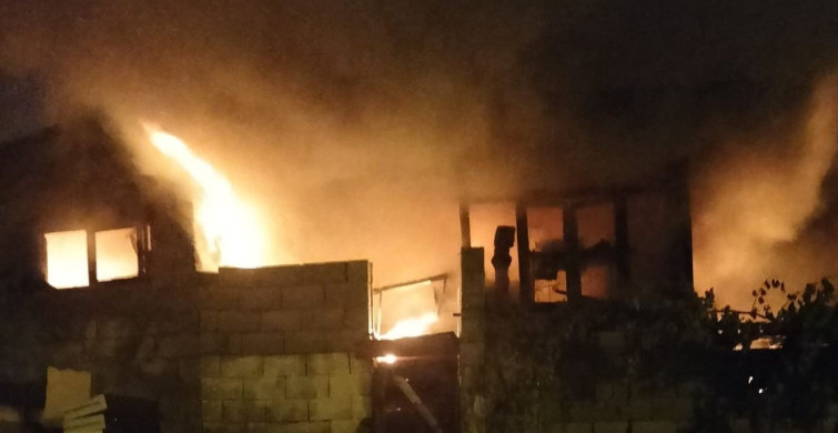 Kahramanmaraş'ta iş yeri yangını kontrol altına alındı