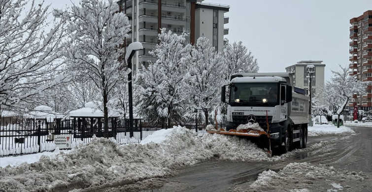 Kahramanmaraş'ta Kar Yağışı Hayatı Olumsuz Etkiliyor