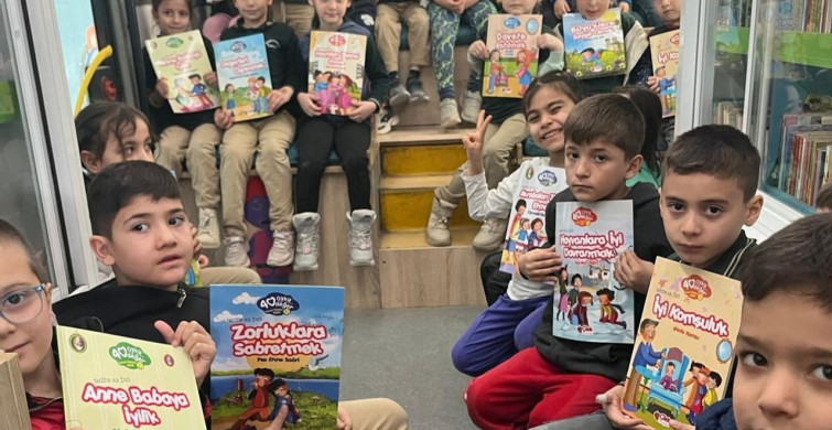 Kahramanmaraş'ta Mobil Kütüphane Projesi İle Çocuklara Kitap Sevinci