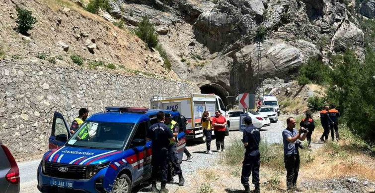 Kahramanmaraş'ta nehirde kaybolan vatandaşı arama çalışmaları sürüyor