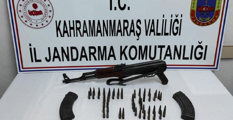Kahramanmaraş'ta, Samanlıkta Gömülü Kalaşnikof Ele Geçirildi