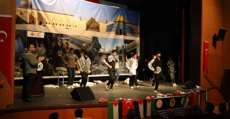 Kahta’da Gazze İçin Çığlık: Tiyatro Gösterisi