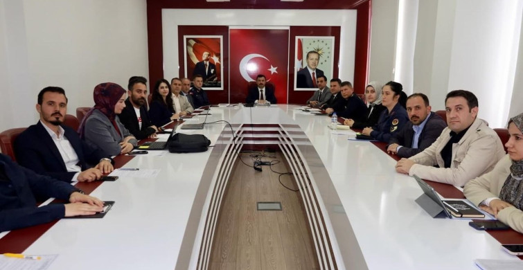 Kahta'da Narkotik Polisi Anne Projesi Toplantısı