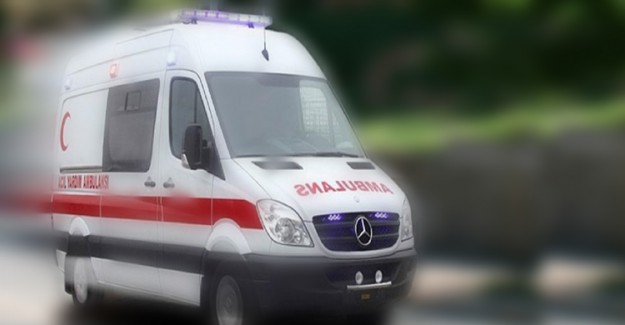 Kamyonetin Altında Kalan Kadın Yaşamını Yitirdi