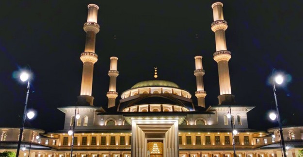 Kandil Ne Zaman? Berat Kandili Ne Zaman İdrak Edilecek?