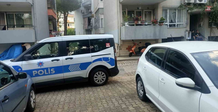 Kanser Tedavisi Gören Yaşlı Adam Eşi Tarafından Ölü Bulundu