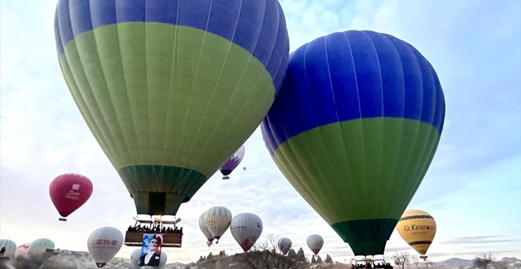 Kapadokya'da Atatürk Anısına Balon Uçuşları