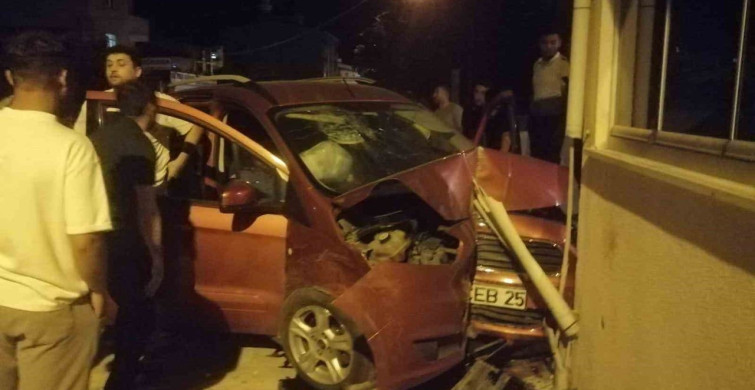 Kapaklı’da alkollü sürücü bina duvarına çarptı: 2 yaralı