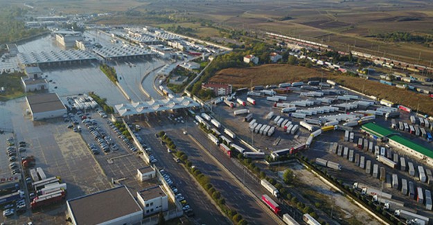 Kapıkule Sınır Kapısı'nda TIR Rekoru Kırıldı