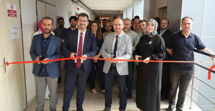 Karabük Üniversitesi'nde Teknoloji Rüzgarı: 220 Proje Tanıtıldı