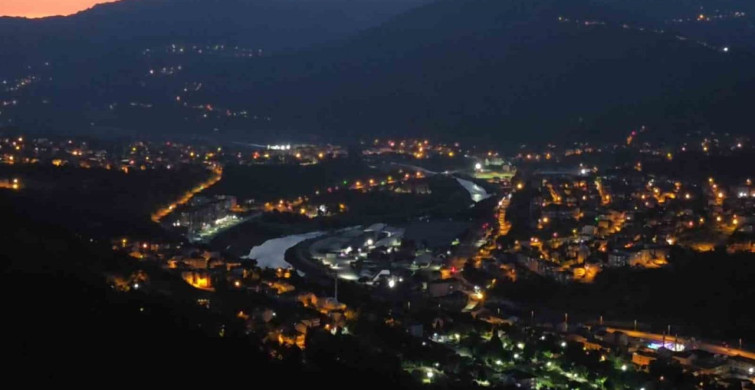 Karabük Yenice’de günbatımı sonrası etkileyici görüntüler