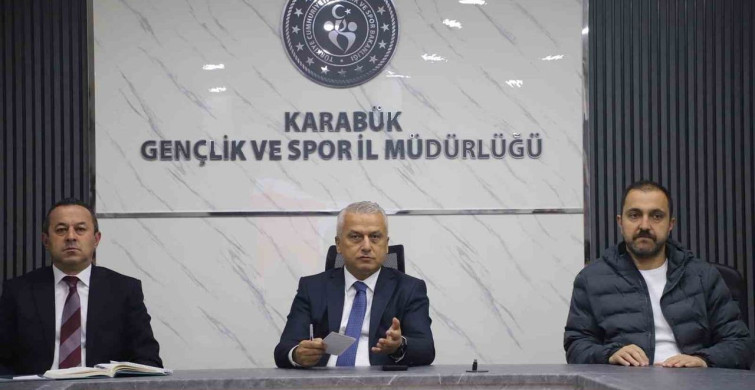 Karabük'te Antrenörlerle Sportif Toplantı Yapıldı