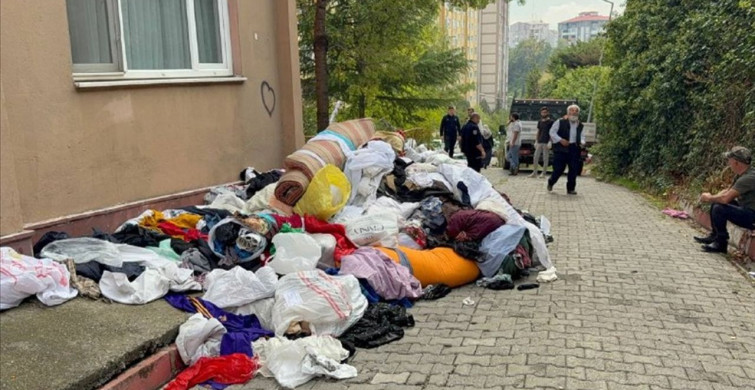 Karabük'te Bir Evden Çöp Temizleme Operasyonu