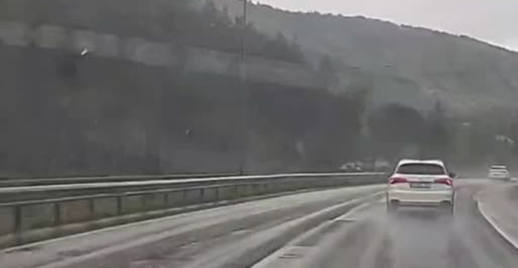 Karabük'te Otobüs Devrilmekten Kurtuldu