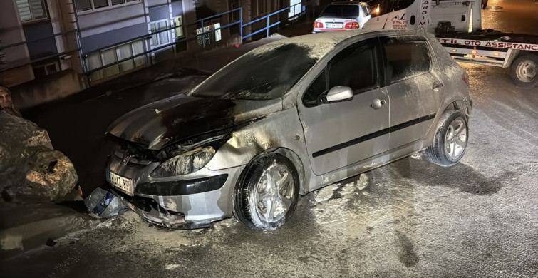 Karabük'te Otomobil Yangını: Sürücü Alkol Testinde Yakalandı