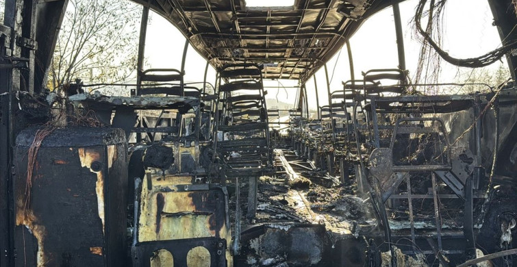 Karabük'te Seyir Halindeyken Otobüs Yangını