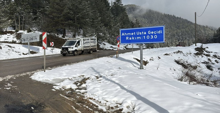Karabük'ün Yüksek Kesimlerine Kar Yağdı