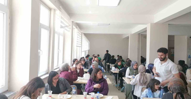 Karaçoban'da Sofra Kardeşliği Etkinliği Düzenlendi