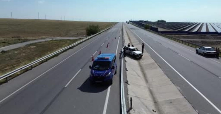 Karaman'da bariyerlere çarpan otomobil: 1 yaralı