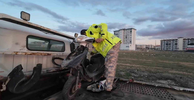 Karaman'da Elektrikli Bisiklet Kazası: Sürücü Yaralandı