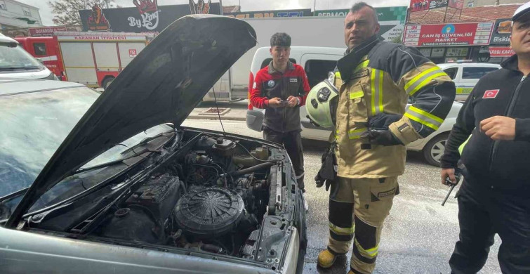 Karaman'da Otomobil Yangını Esnafın Müdahalesiyle Söndürüldü