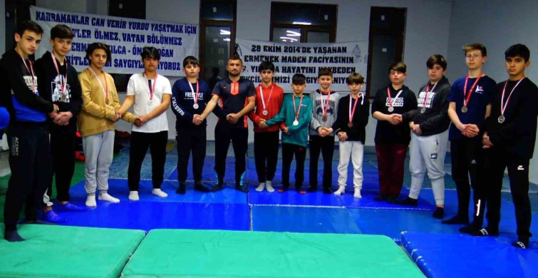Karamanlı genç güreşçi milli takım yolunda