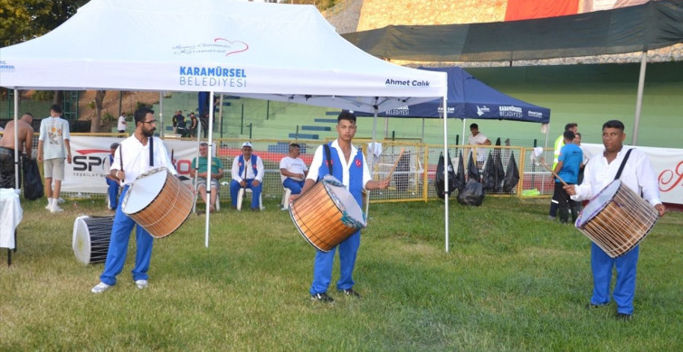 Karamürsel Yağlı Pehlivan Güreşleri'nde Ali Gürbüz Şampiyon Oldu