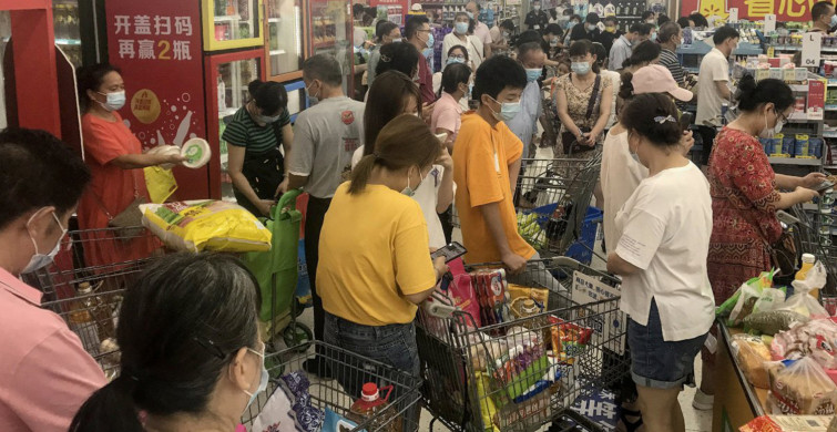 Karantina’dan Korktular Marketlere Akın Ettiler
