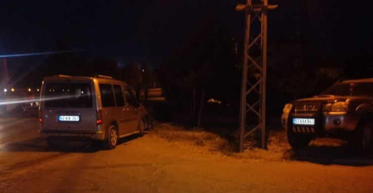 Karapınar'da iki kamyonet çarpıştı: 2 yaralı