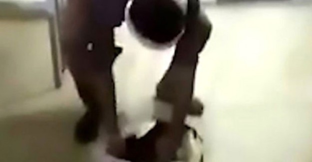Karısının Başını Kesti, Poşete Koyup Karakola Götürdü