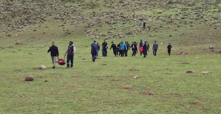 Karlıova'da Düşen Kişi Ekipler Tarafından Kurtarıldı