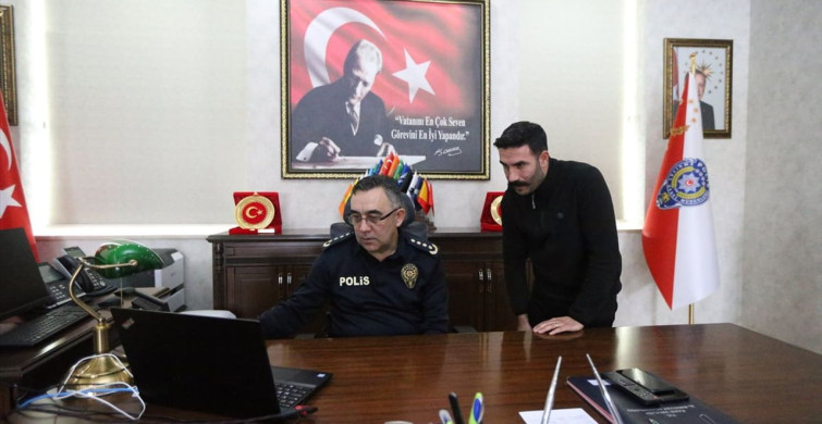 Kars Emniyet Müdürü Tombul, Anadolu Ajansı'nın Oylamasına Katıldı