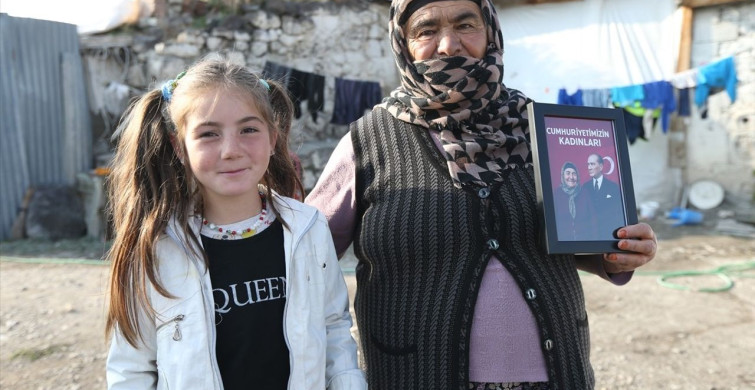 Karslı Seher Nine'nin Atatürk Sevgisi