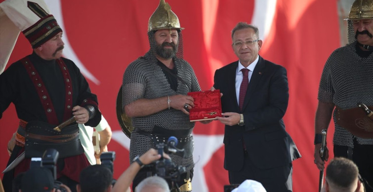 Kars’ta Ani Fethinin Yıldönümü Coşkuyla Kutlandı