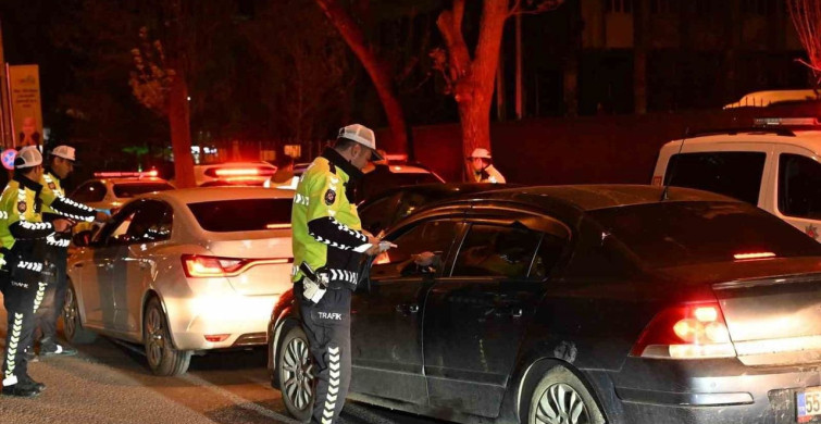 Kars'ta Bayram Trafiği İçin Sıkı Denetim Uygulamaları