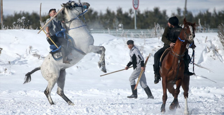 Kars'ta Cirit Heyecanı Artıyor: Kış Turizminde Yeni Bir Çekim Merkezi
