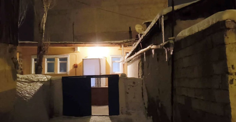 Kars'ta Karbonmonoksit Gazı Sızıntısı, Bir Aile Hastaneye Kaldırıldı