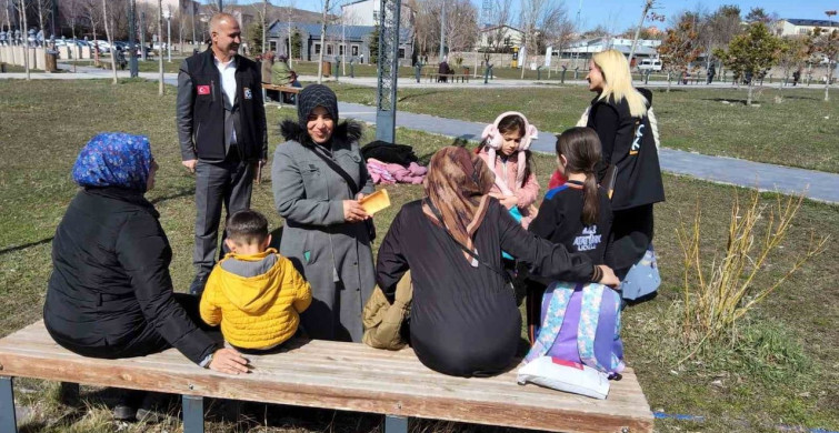 Kars'ta Şiddetle Mücadele İçin Farkındalık Seferberliği