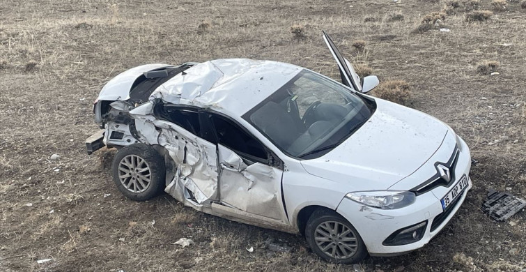 Kars'ta Trafik Kazası: Otomobil Şarampole Devrildi
