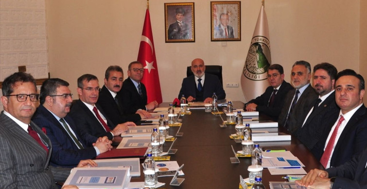 Kars'ta Trafik Yasası ve Suçla Mücadele Konulu Açıklamalar