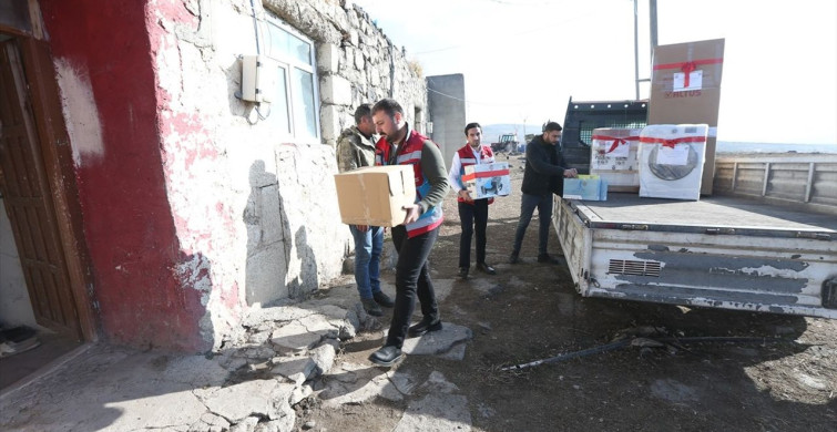 Kars'ta Yeni Evlenen Çiftlere Özel Destek