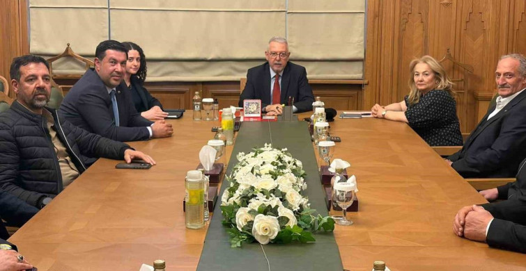 Kars'tan Doğukapı Sınır Kapısı Açılma Çağrısı