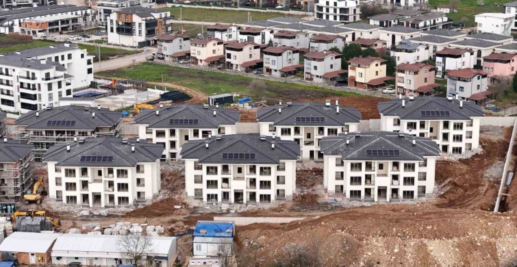Kartepe Kent Konutları Kura Çekimiyle Sahiplerini Buluyor