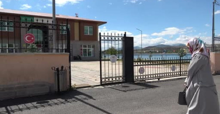 Kas güçsüzlüğüyle mücadele eden Rukiye Arslan, sanatta büyük başarılara imza attı