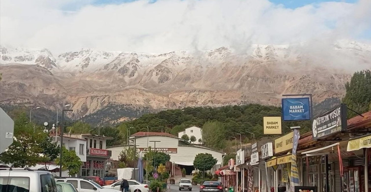 Kaş İlçesinde İlk Kar Yağışı