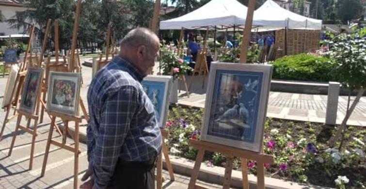 Kastamonu Cezaevinde Hükümlülerin El Emekleri Sergilendi