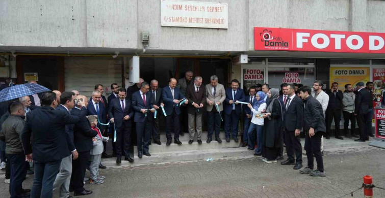 Kastamonu Kültür ve Edebiyat Derneği Yeni Merkezini Açtı