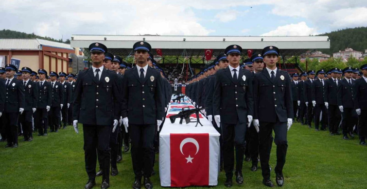 Kastamonu'da 479 polis adayı mezuniyet töreni düzenlendi