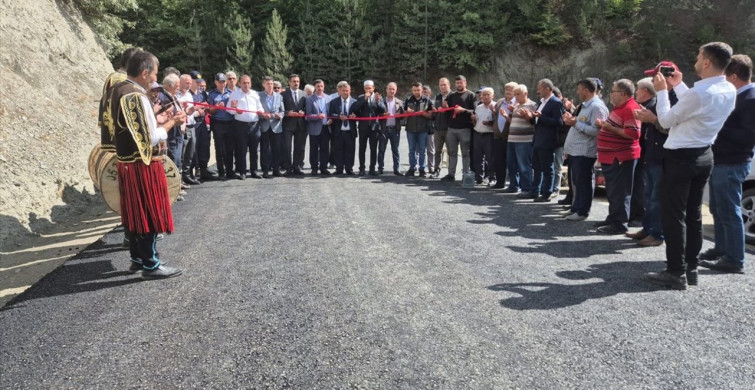 Kastamonu'da Asfaltlama Kutlaması